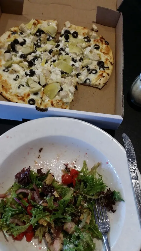 Pizza Pezz Salad